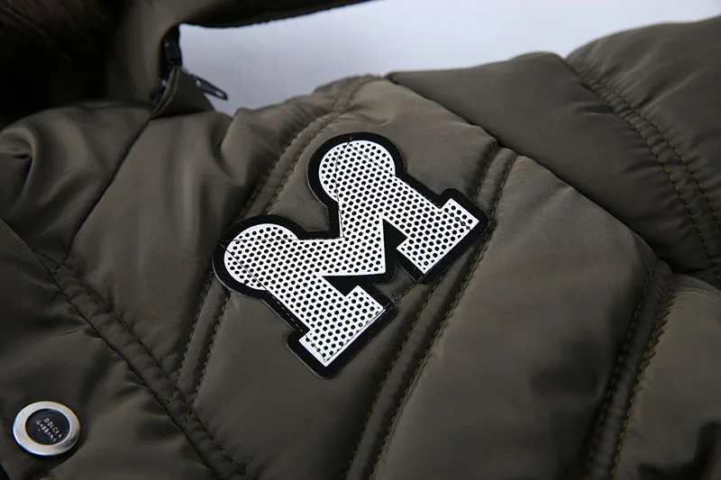 Новинка Детский пуховик зимняя теплая куртка с мехом для маленьких мальчиков и