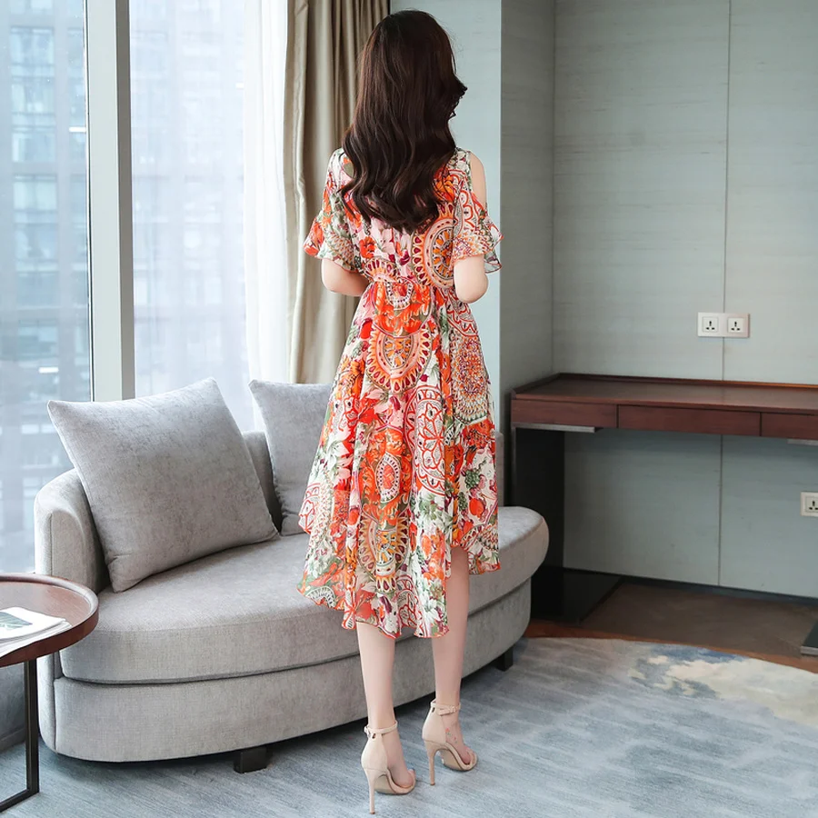 2021 из шифона с цветочным рисунком в богемном стиле Платья средней длины