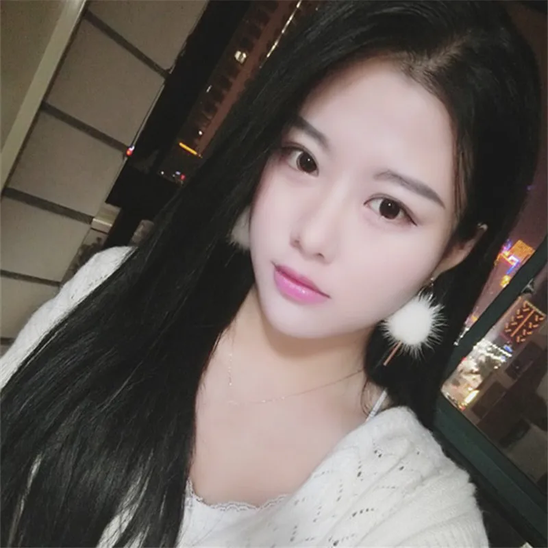 1 Пара Личность Ювелирные Изделия Норки Пом Англичане Мяч Серьги Шпильки Три