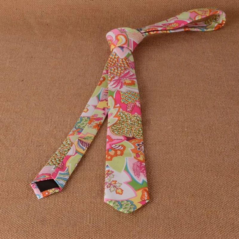 Новый стиль неформальный цветочный галстук фиолетового и розового цвета из 100%