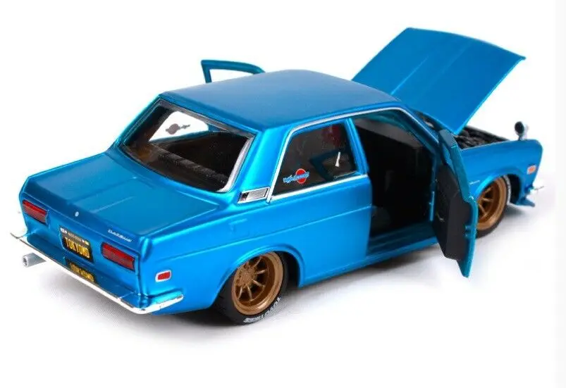Maisto 1:24 1971 Datsun 510 синяя литая модель фотоигрушка новая в коробке|Наземный