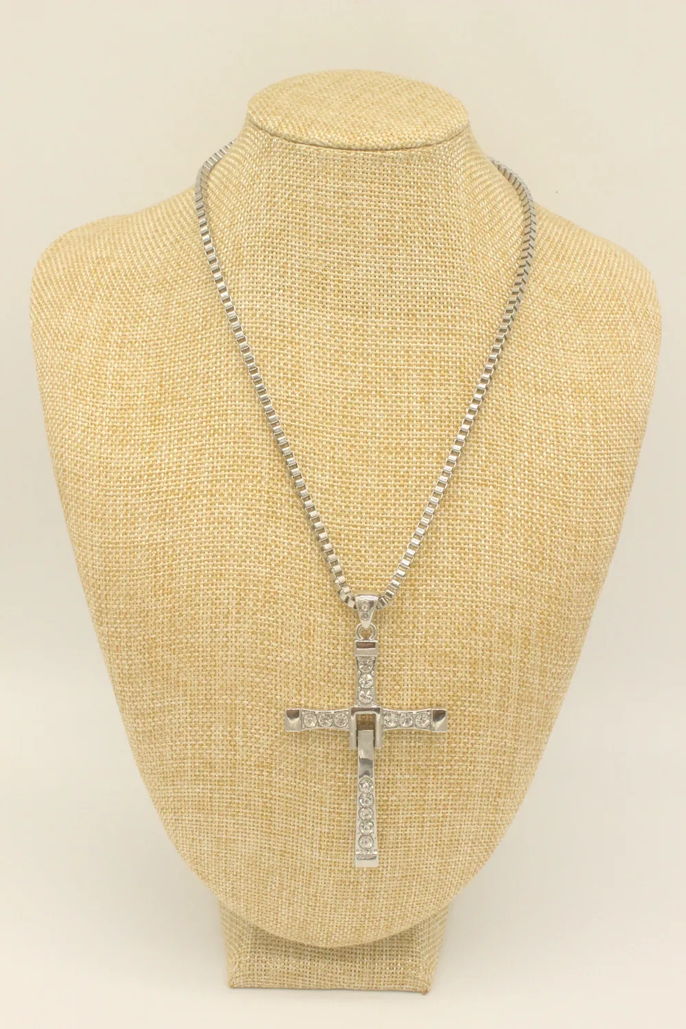 Высокое качество Форсаж знаменитостей вин Пункт Кристалл Иисус крест кулон