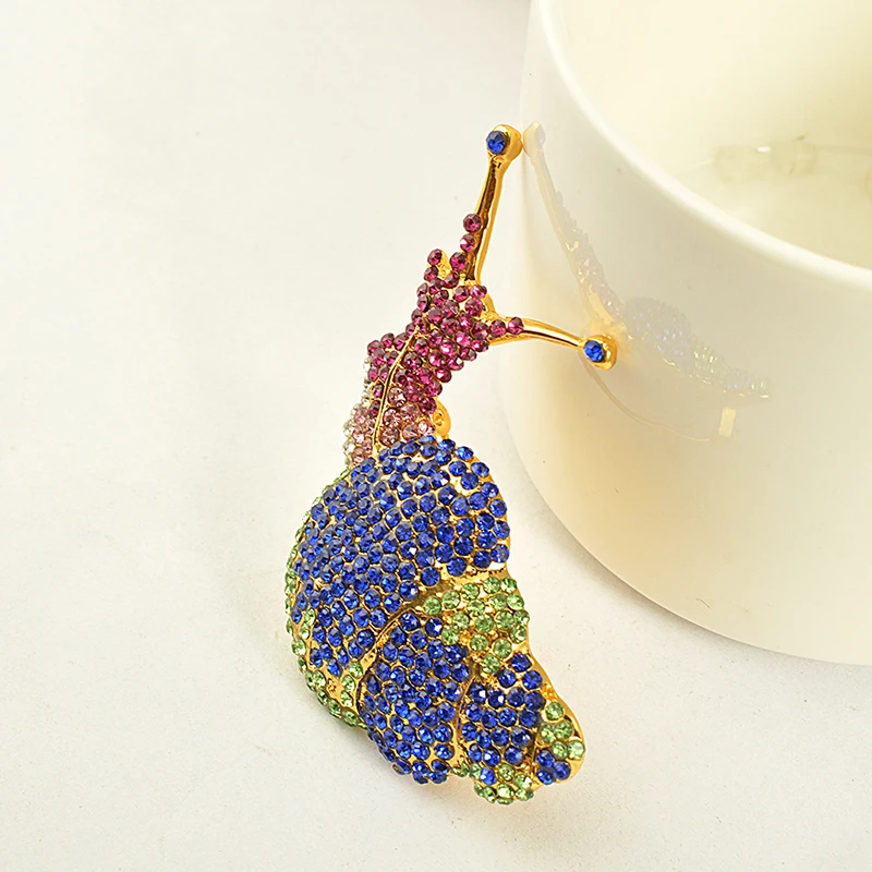 MZC Lovely Blue Crystal Brooches Pins for Women Wedding Hijab Pin Rhinestone Broach Garment Clothing Accessories | Украшения и