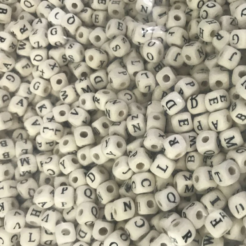 Микс деревянных английских алфавитов/букв натуральный кубик маленькие бусины
