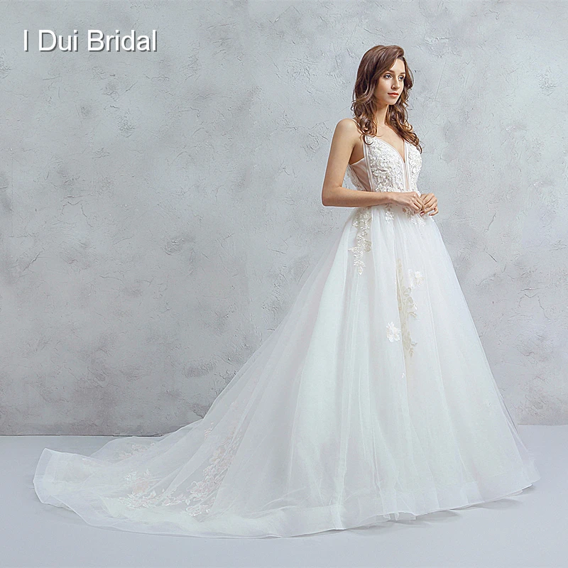 Spaghetti Strap Wedding Dress Sexy A line Lace Appliqued Bridal Gown