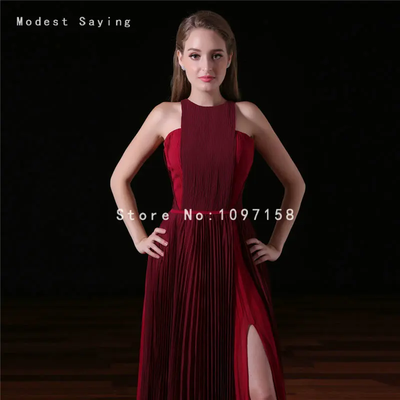 Элегантные бордовые плиссированные вечерние платья с разрезом модель 2017 года