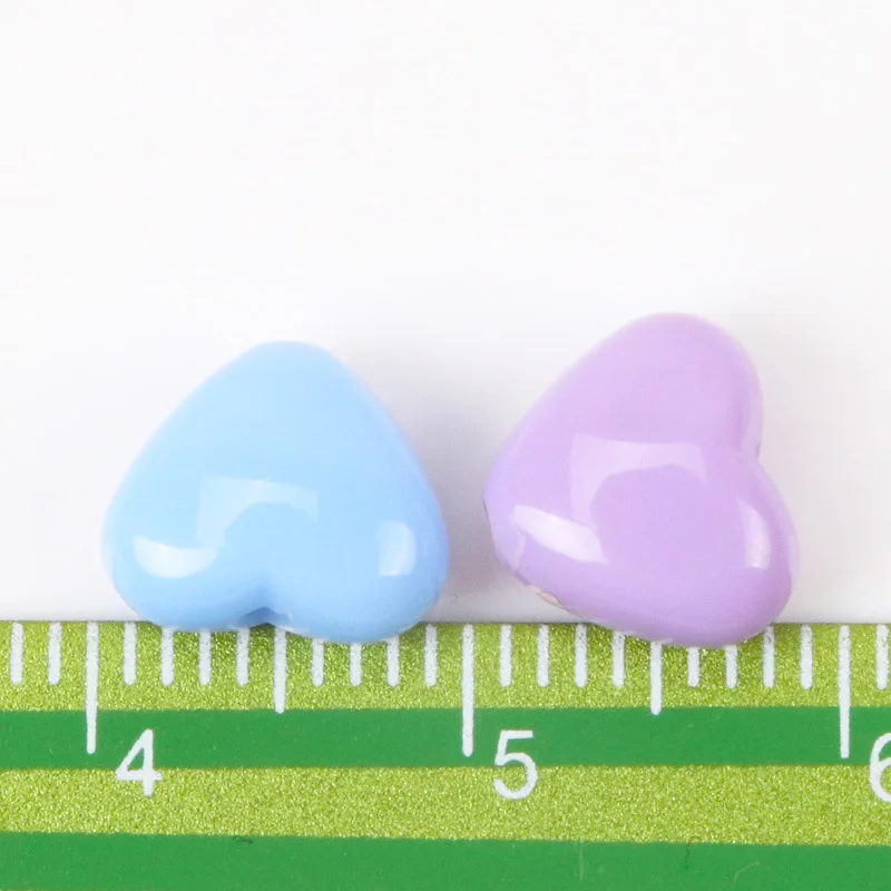 Новинка лидер продаж разноцветные акриловые бусины в форме сердца круглые