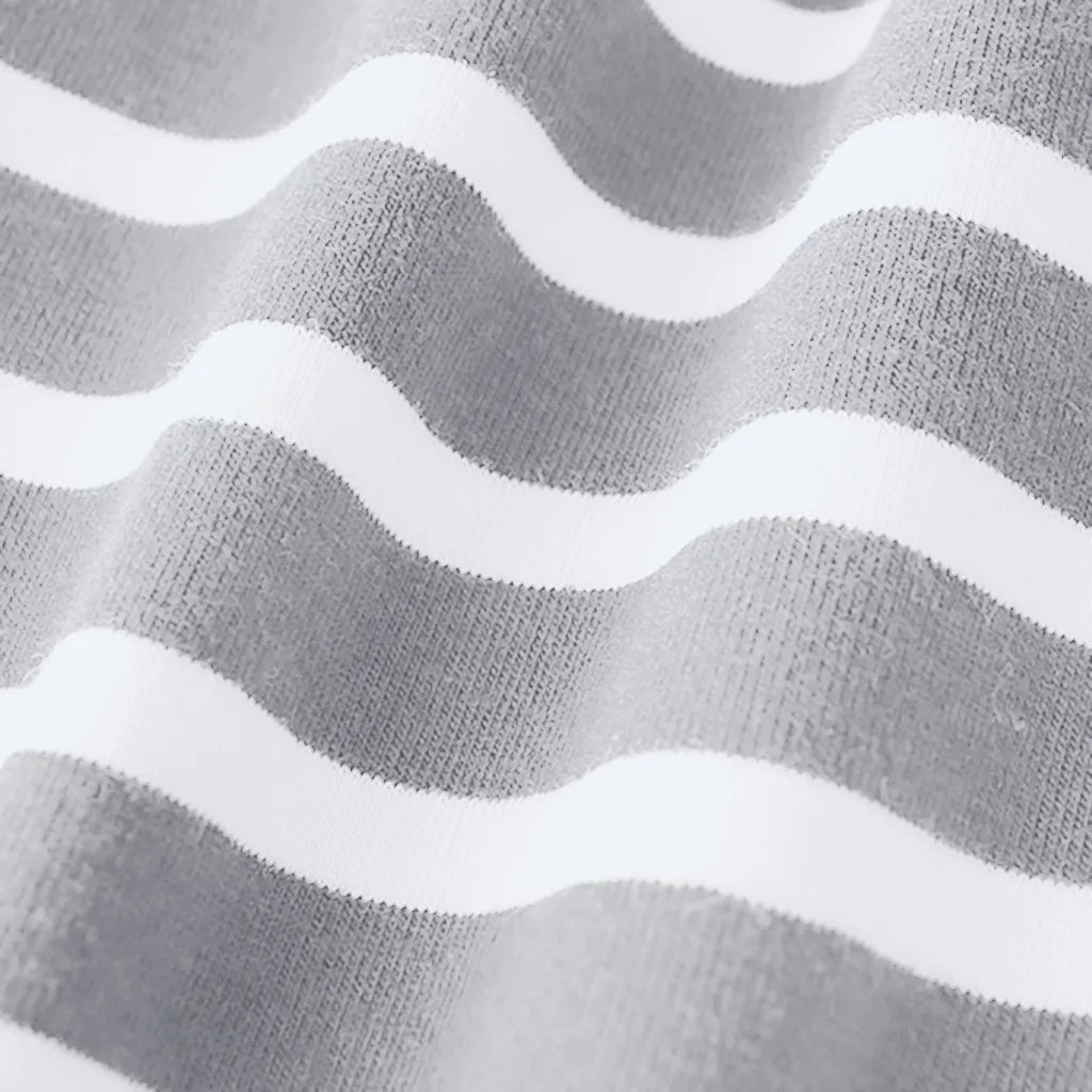 Детская летняя одежда комплект из футболки и шорт с изображением маленького