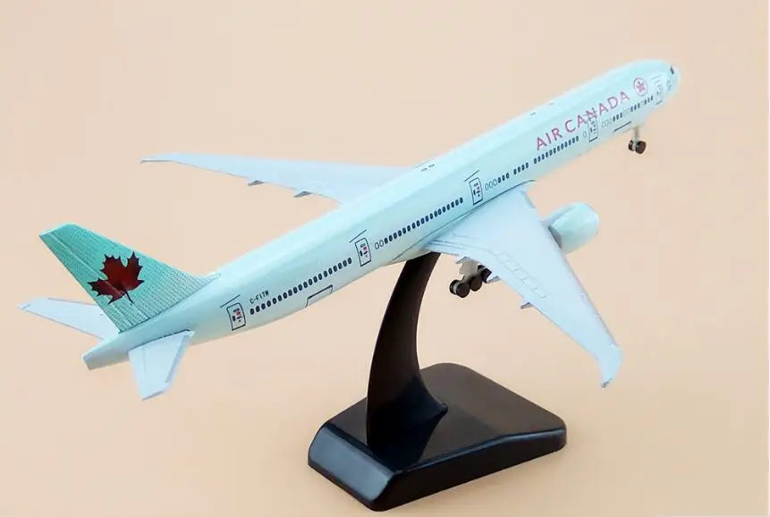 Модель самолета модель летательного аппарата с подставкой 20 см|Вертолеты