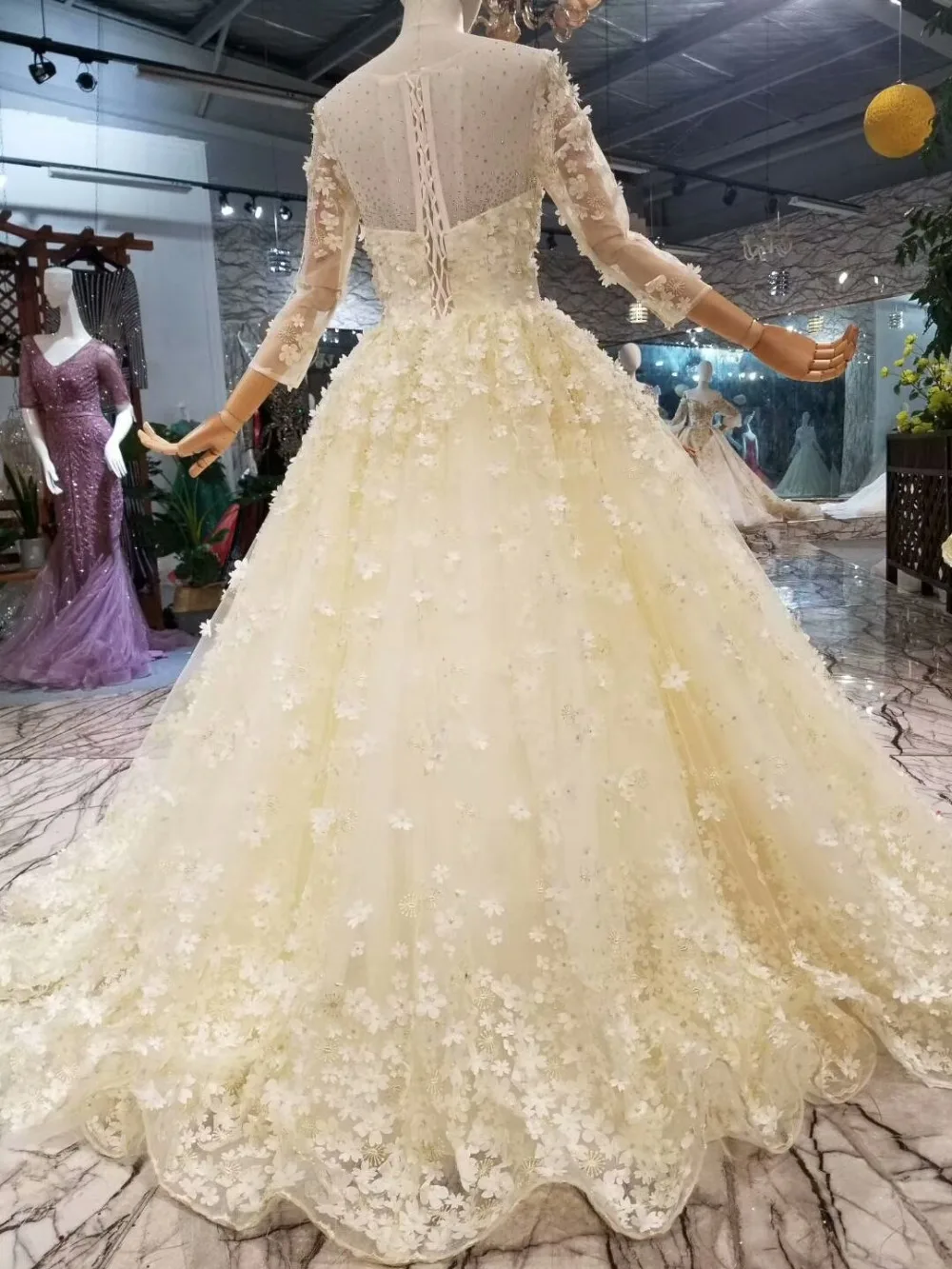 CloverBridal ручной работы Романтические цветы жемчуг кисточки линия свадебное платье новое поступление длина до пола с длинным рукавом