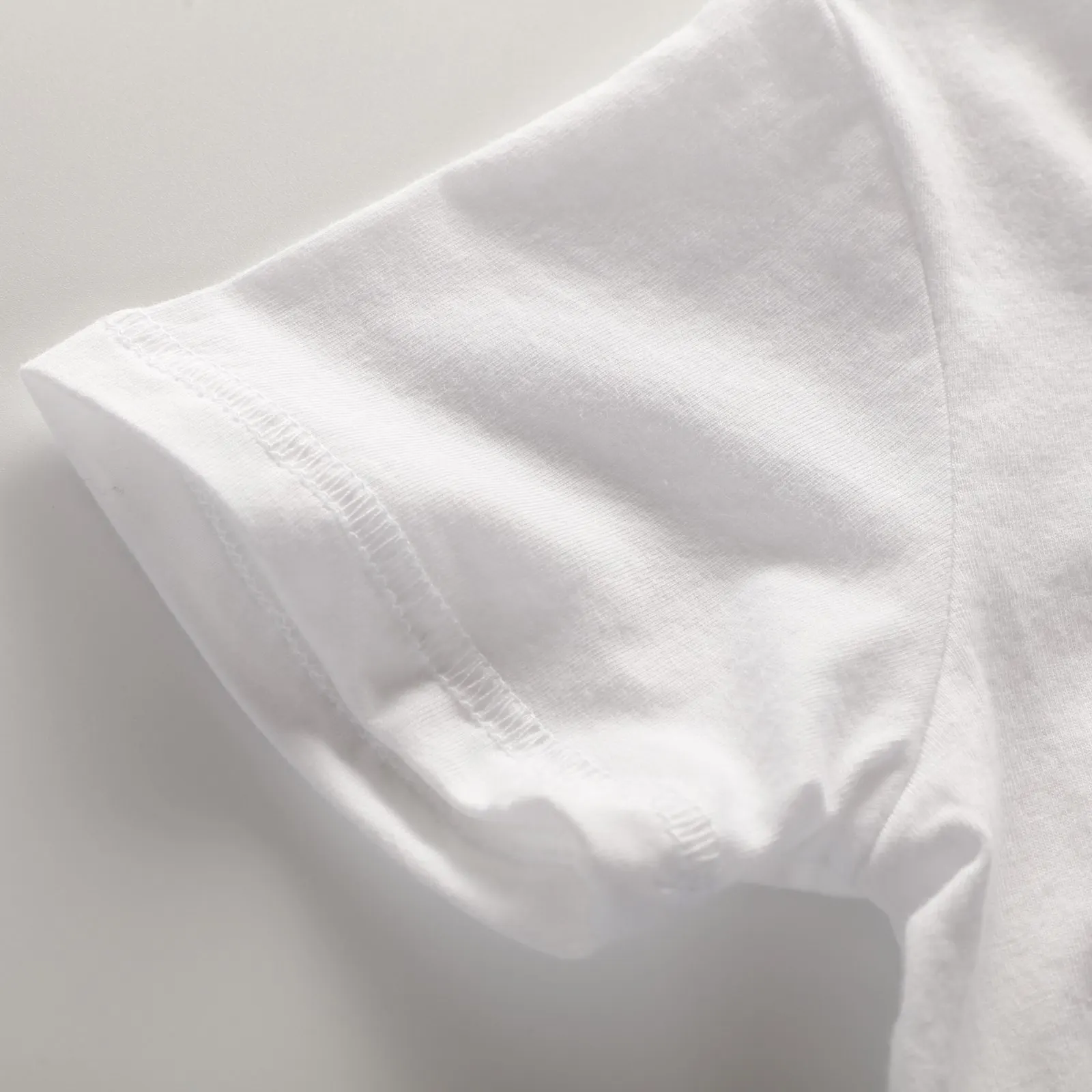 Новые стильные летние футболки для мальчиков с рисунком белые хлопковые обычные