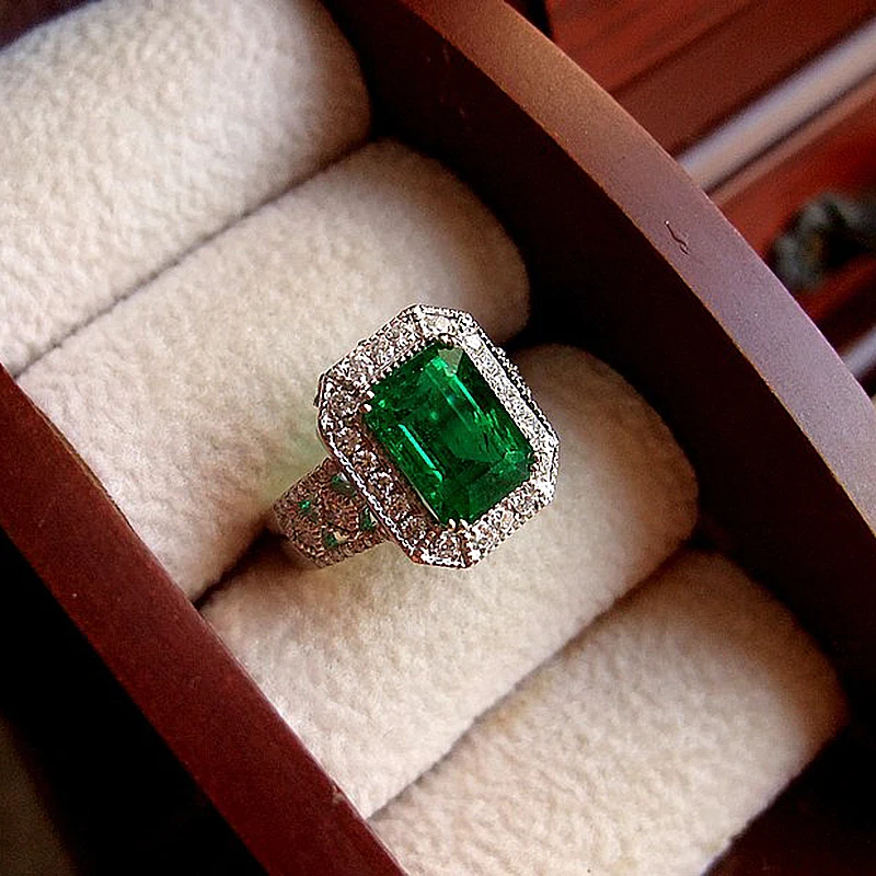 AAA Lab Created колумбийское Твердое 18K Белое Золото 2.7ctw Moissanite Green Emerald Halo Кольцо