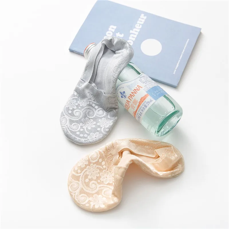 Модные женские короткие носки с кружевным цветком для девочек на лето 2019 |