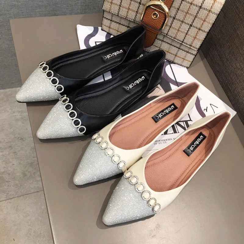 Wellwalk Women Flat Shoes Ladies Ballerinas Pointed Toe Crystal Chain Glitter Leather PU Mixed Color Female Summer Slip On Shoes