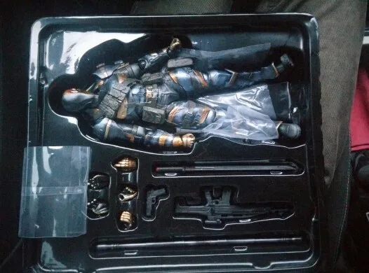 Play Arts 27 см DC персонаж Deathstroke ПВХ фигурка модель игрушки