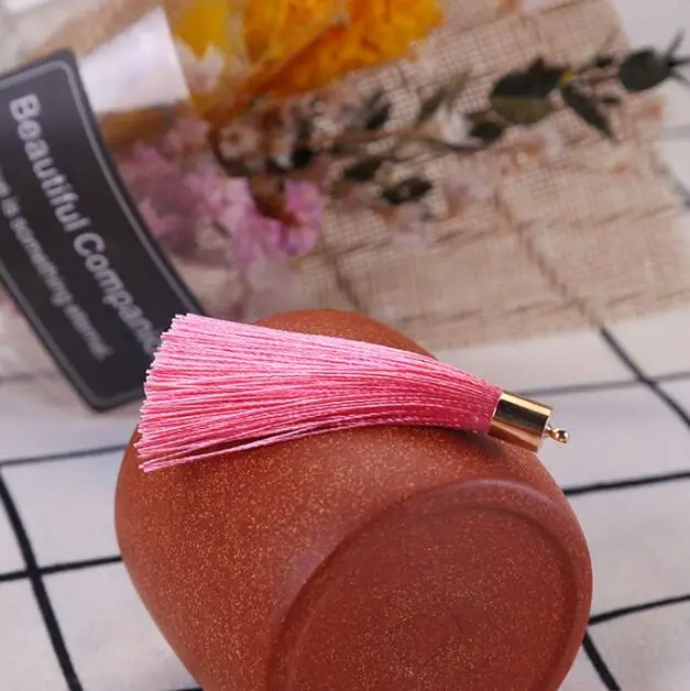 pink 10 шт./партия, разноцветные Полиэстеровые золотые кепки, подвески с кисточками, 60 мм, длина, модные серьги с бахромой, подвески самодельные ювелирные изделия - Цвет: pink