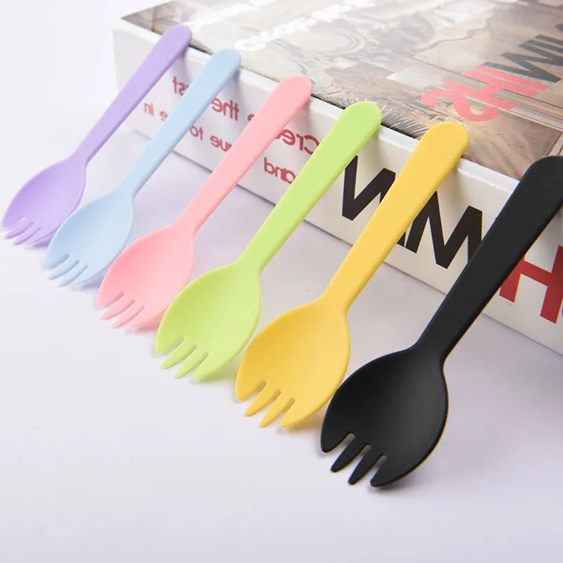Bestellen Großhandel 5000PCS Einweg Spork Kleine Spork Kunststoff Gabel Löffel Dessert Eis Kuchen Fast-Food-Restaurant Partei Gabel Löffel