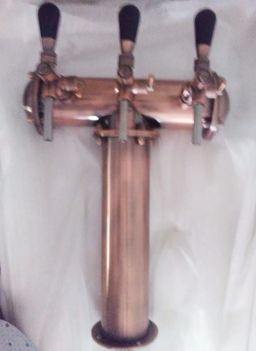 T образная пивная башня бронзового цвета колонна с 3 линиями для паба под заказ|beer