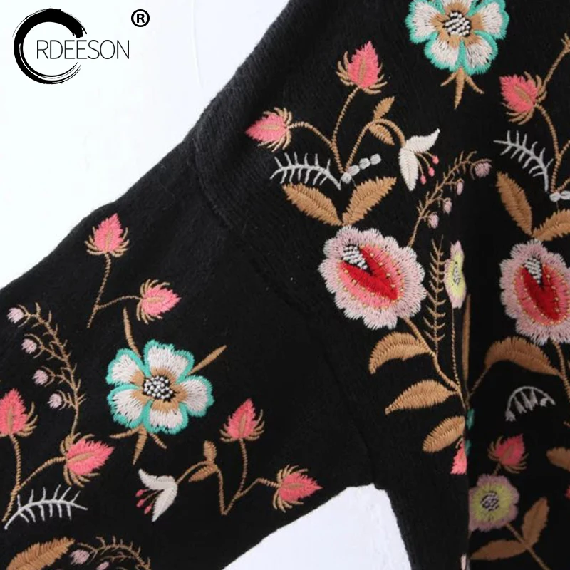 Женский кашемировый свитер ORDEESON теплый черный с цветочной вышивкой | Женская