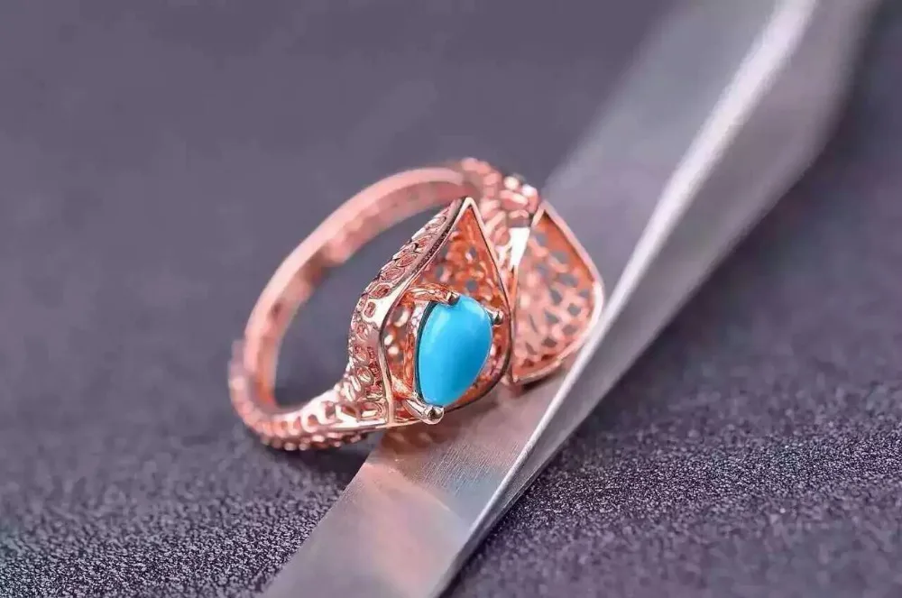 Женское кольцо из серебра 925 пробы с натуральным бирюзовым камнем 5 х7 мм|fine