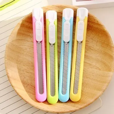 

5 pcs/lot Small cute students stationery Candy colors letter knifes Students mini manual knifes school gifts