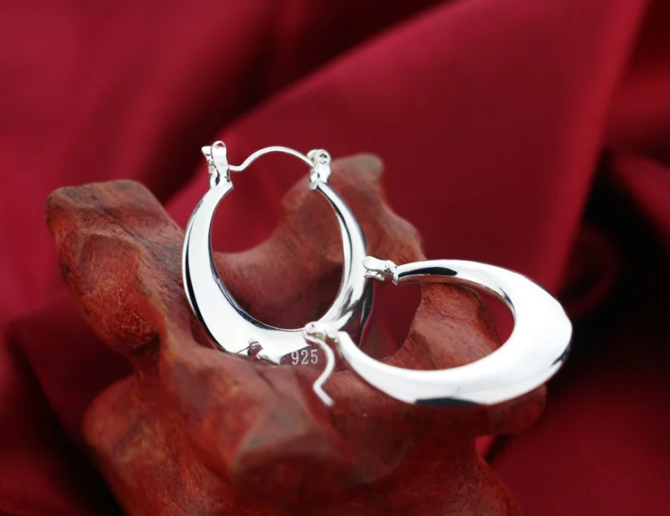Серьги из серебра 925 пробы. Женские круглые серьги. Элегантные серьги Горячая