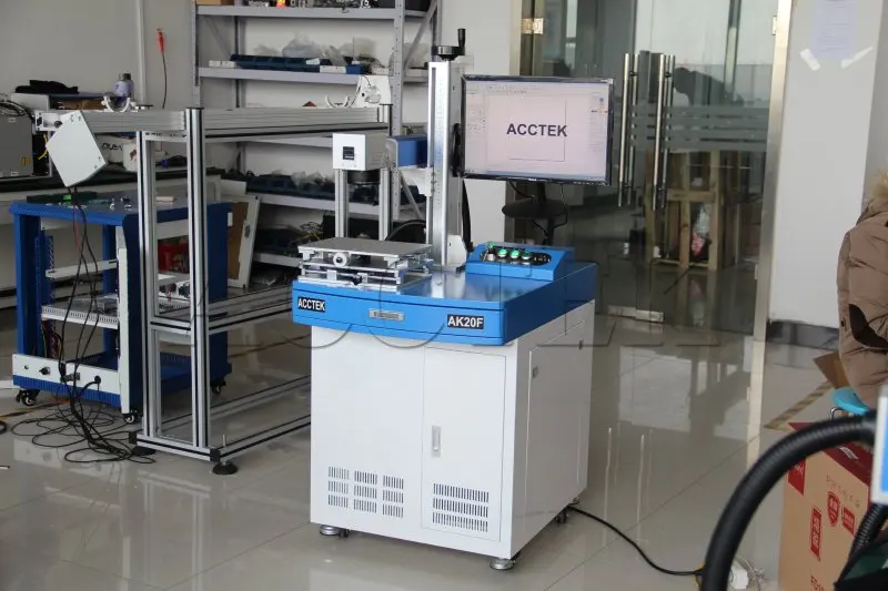 

Raycus Laser Source 20w 30w 50w Ring Marking Machine for Jewelry