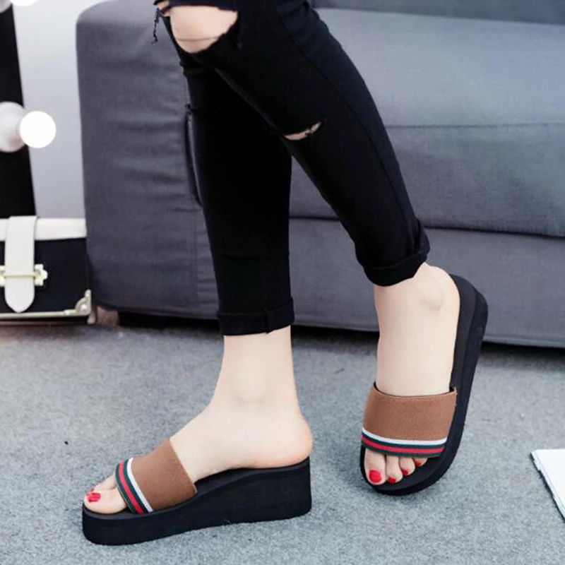 Сандалии женские на платформе Босоножки с открытым носком толстой подошве