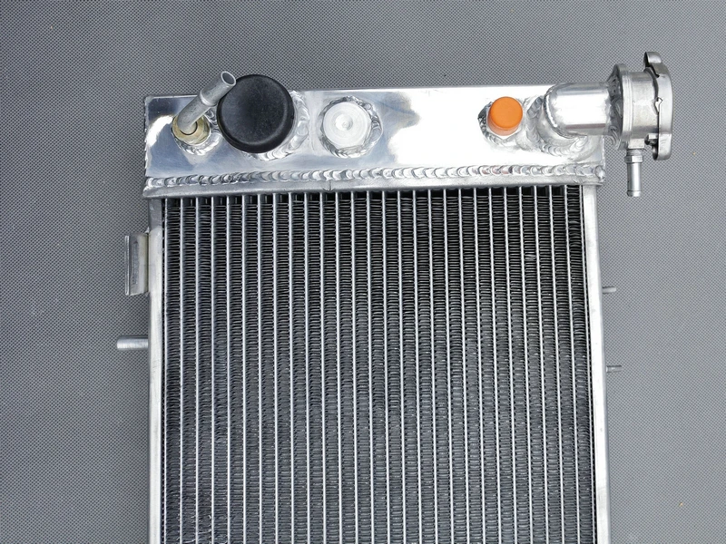 Aluminum Race Radiator For 1991-2001 Jeep Wagoneer/Cherokee XJ &amp Comanche MJ Pickup Truck 2.5L/4.0L 150Cu/242Cu AT/MT + 7&quotFans |
