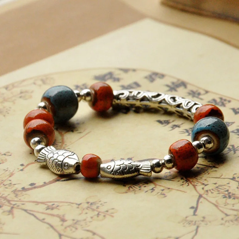 Браслет из керамических бусин и ниток ажурные бронзовые браслеты с подвесками в