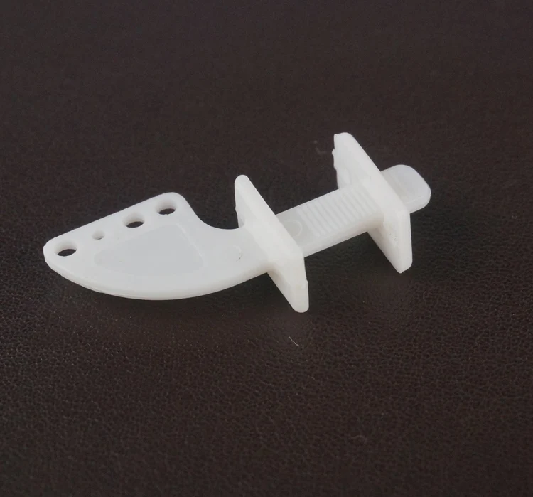 Радиоуправляемая модель сервопривода КТ с углом поворота 4 отверстия + 1 мм