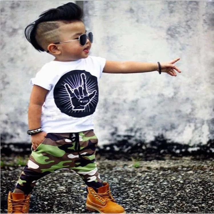 

The new 2019 INS hot style of foreign trade children's suit Pure cotton white coat + camouflage trousers