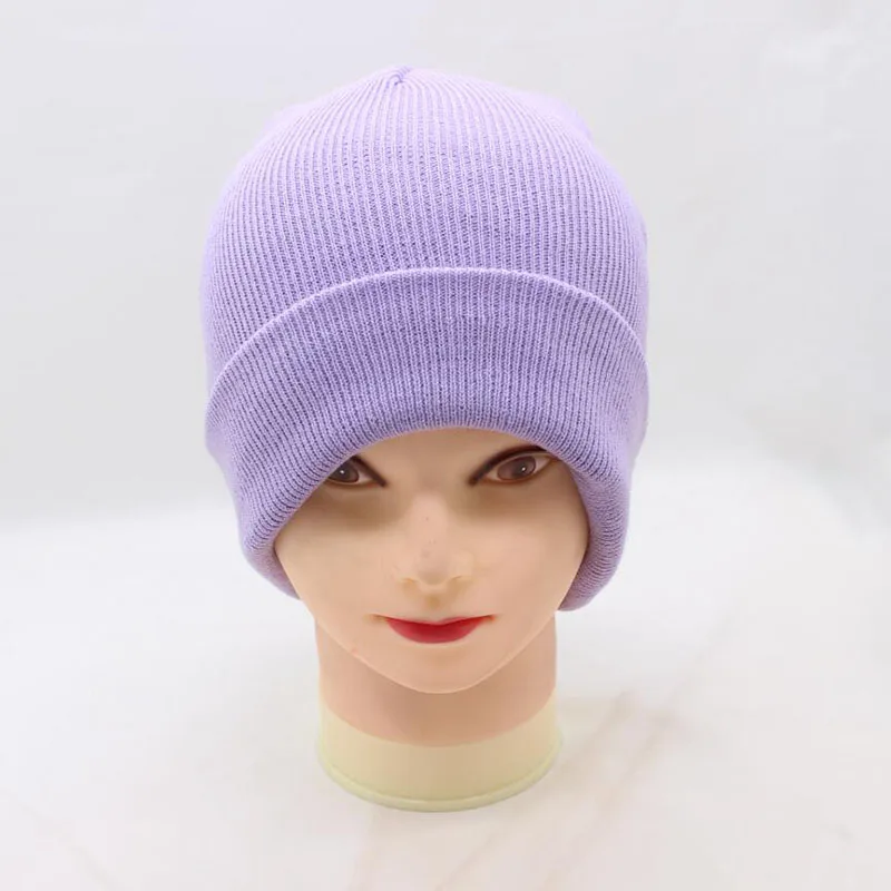 light purple Новинка, зимние шапки унисекс, женские, хлопковые, одноцветные, теплые,, в стиле хип-хоп, вязанные шапки для женщин и мужчин, женские шапки Skullies Beanies - Цвет: light purple