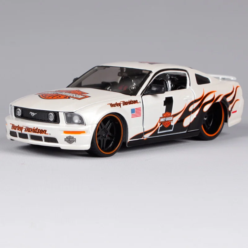 Maisto 1:24 H D 2006 Ford Mustang GT Классический Современный мускул литой модельный автомобиль