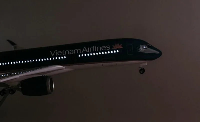 47 см 1/142 масштаб самолет Airbus A350 Dreamliner самолет вьетнамских авиалиний модель с светодиодный светильник и колеса литой пластиковый самолет