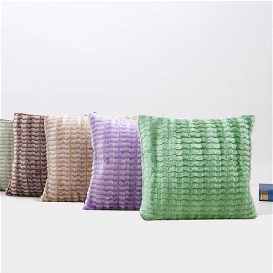 Декоративный чехол для диванной подушки плюшевый полосатый квадратный с