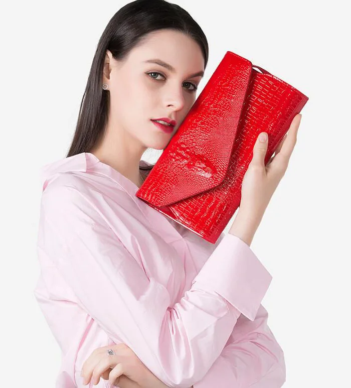 Сумка-клатч женская из лакированной кожи винтажный удобный дизайнерский