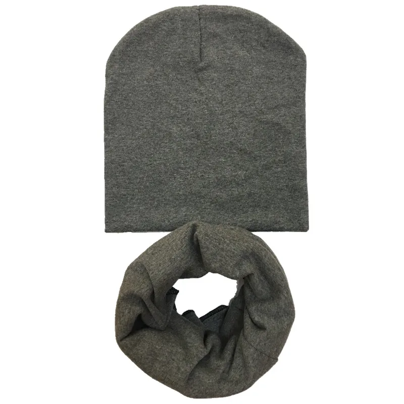 Новинка весны 2019 модные однотонные Детские шапочки со звездами + шарф комплекты