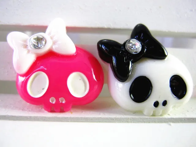 30pcs/lot DIY resin cabochons accessories flat back Halloween skull with bow mix colors | Дом и сад