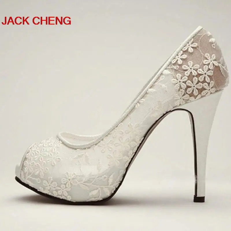 2018 весенние белые кружевные туфли на высоком каблуке с открытым носком свадебные