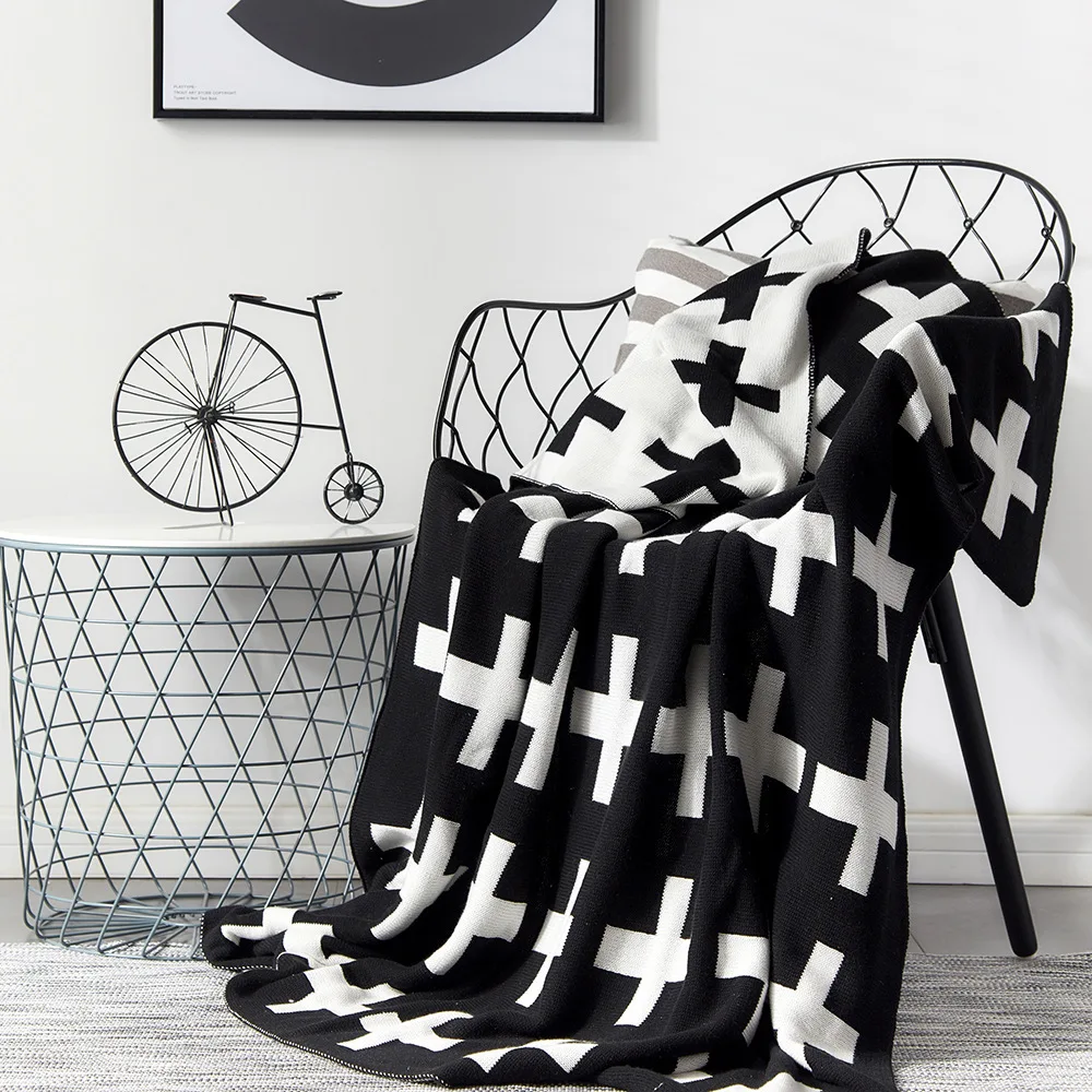 

Pink Chair Knitted Blanket Blue Gray Black Crochet Plaids Baby Blankets Sofa Cross Pattern Children Portable Cobertor Throw