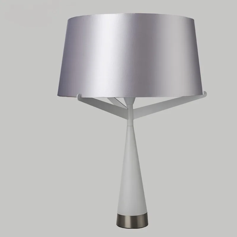 Милан мечта спальня тумбочка настольная лампа Скандинавская ткань творческая