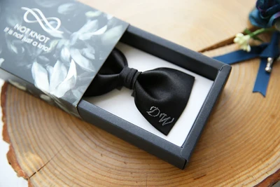 black bow tie 1 шт. в партии, персонализированные галстук-бабочка для смокинга, мужские шотландские галстуки-бабочки, Мужская Свадьба девичник, Команда жениха, шафера, лучшие мужские подарки - Цвет: black bow tie