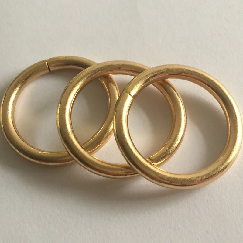 10 шт. маленького размера круглой формы с диаметром 32 мм из розового золота