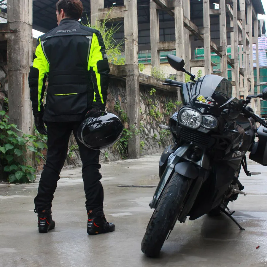 

SCOYCO Anti-skip Motorcycle Boots Shockproof Grip Portable MBX/MTB/ATV Motocross Boots Waterproof Comfy Men Shoes MT020WP