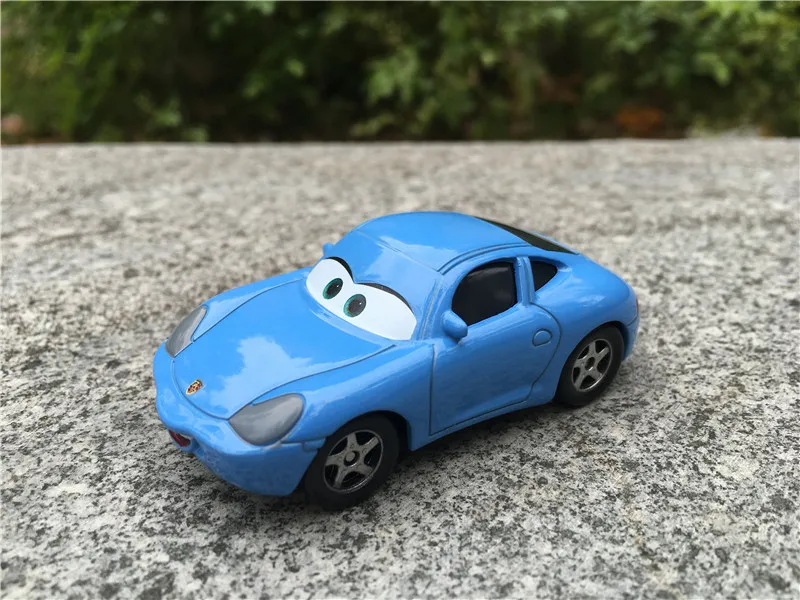Disney Pixar Автомобили металлический литье под давлением 1:55 Салли игрушечный