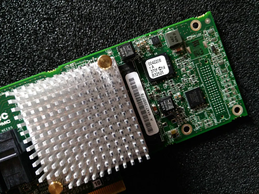 RaidStorage Microsemi PMC модель 8885E Single P/N: 00FC655 ASR-8805 12 ГБ/сек. PCI-E 3 0 X8 контроллер SAS Card |