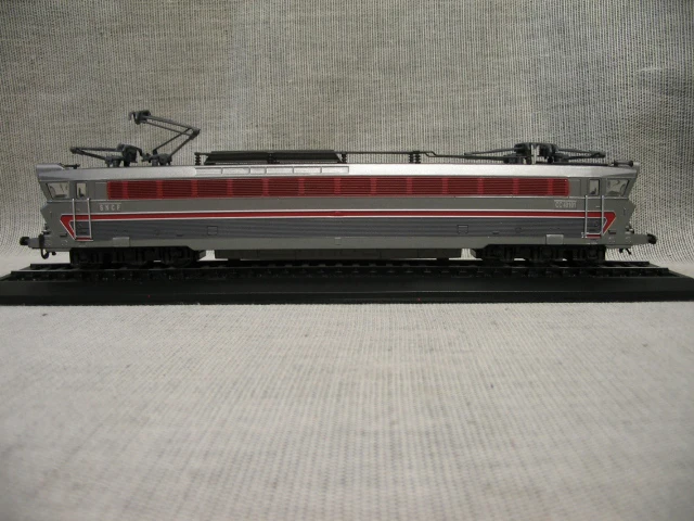 

Special offer is rare 1:87 CC 40101 1964 Simulation of Static Finished Train Model Tram Model Collection