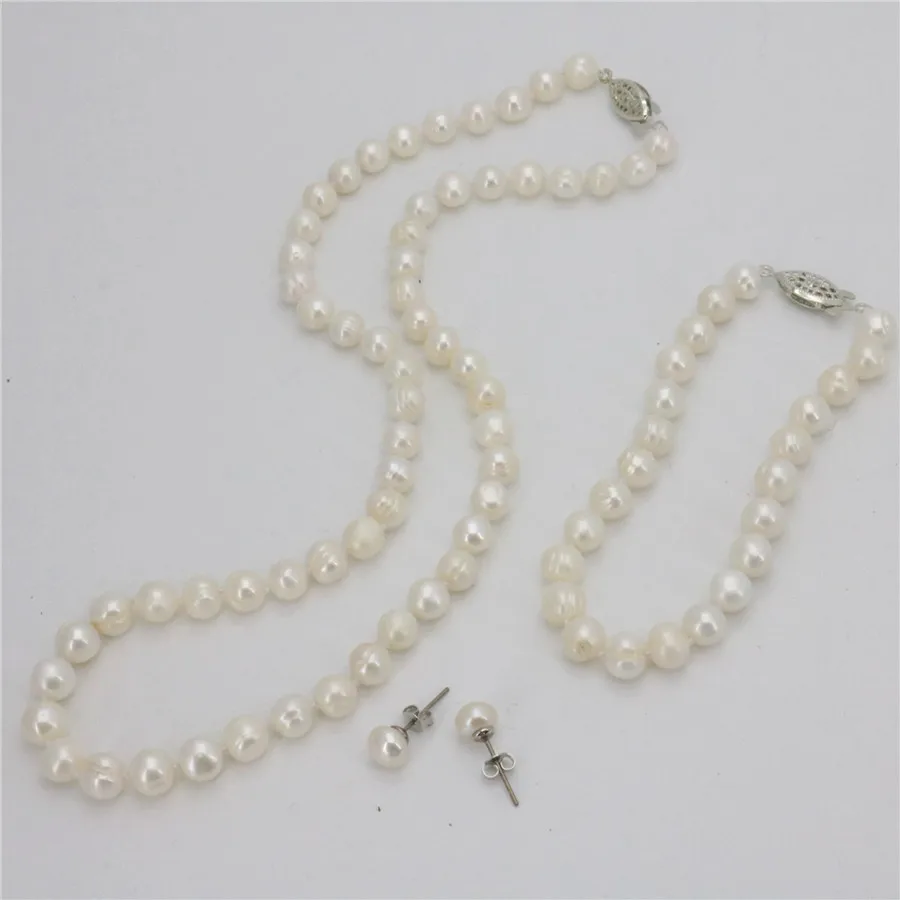 Комплект ювелирных украшений ожерелье и серьги из белого культивированного