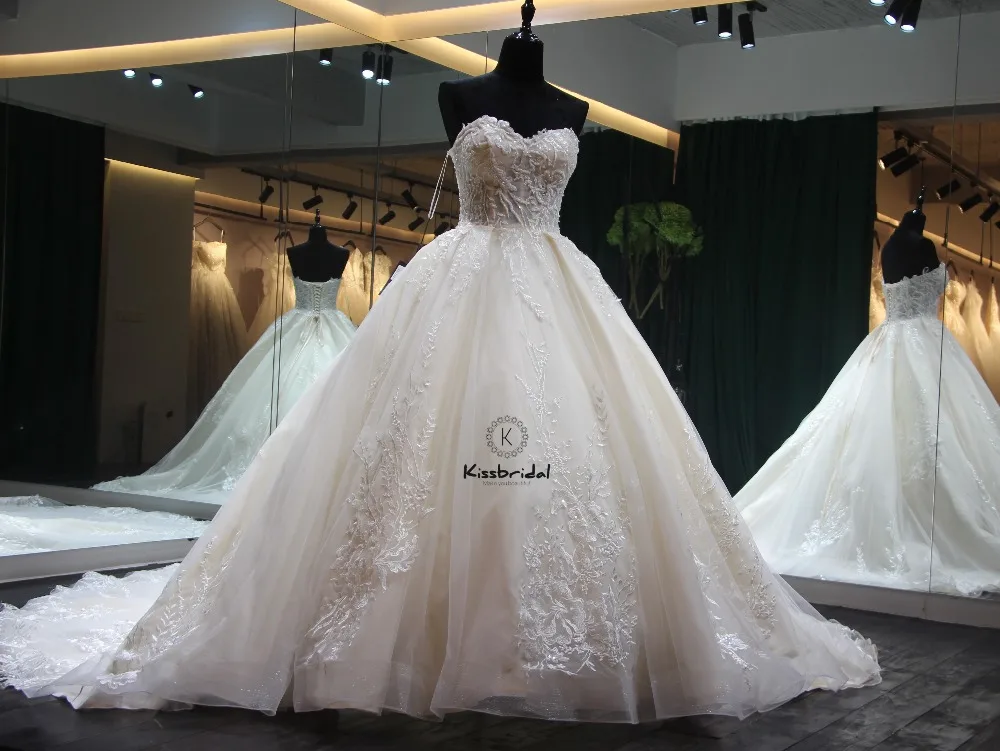 Новое красивое бальное платье свадебные платья милое декольте кружева